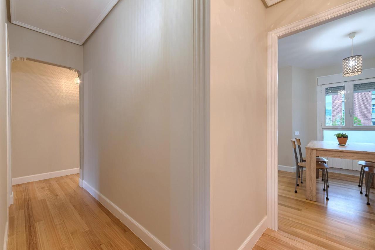 Vivienda Turistica Reformada En Zona Residencial Con Garaje Y Wifi Apartment Bilbao Ngoại thất bức ảnh