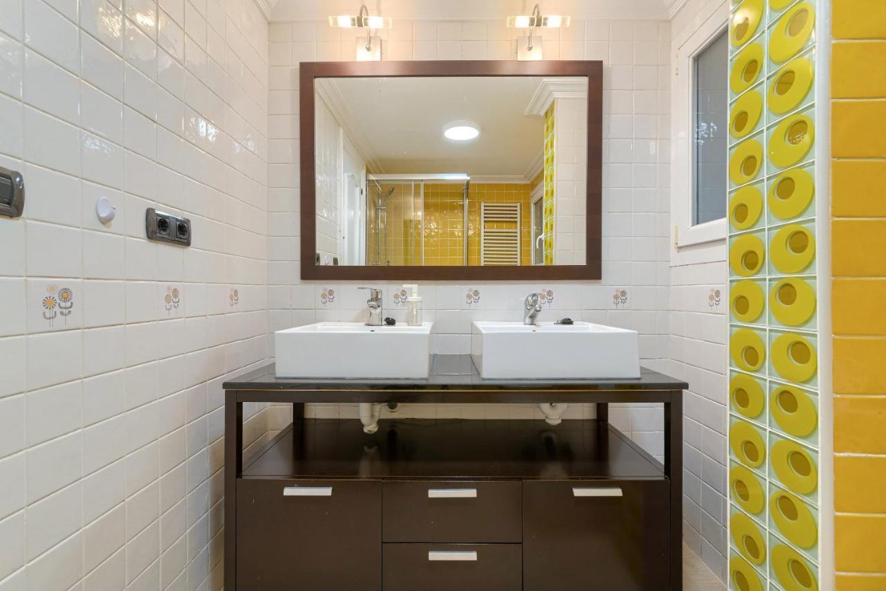 Vivienda Turistica Reformada En Zona Residencial Con Garaje Y Wifi Apartment Bilbao Ngoại thất bức ảnh
